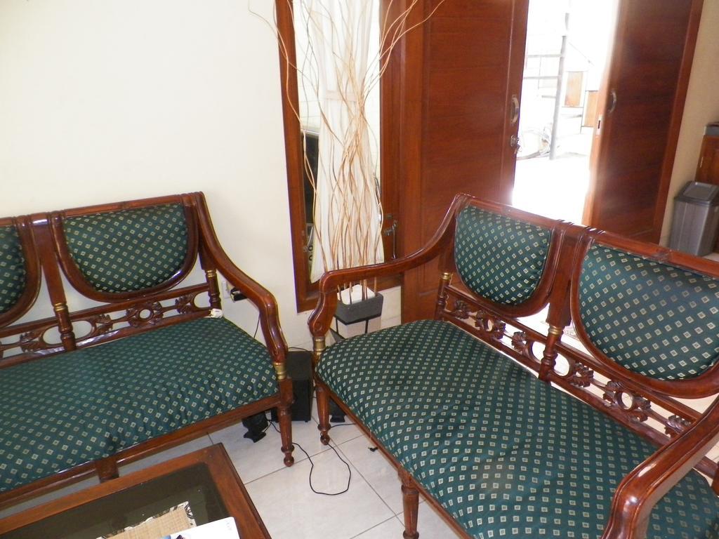 Ndalem Timoho Hotel Yogyakarta Exterior photo
