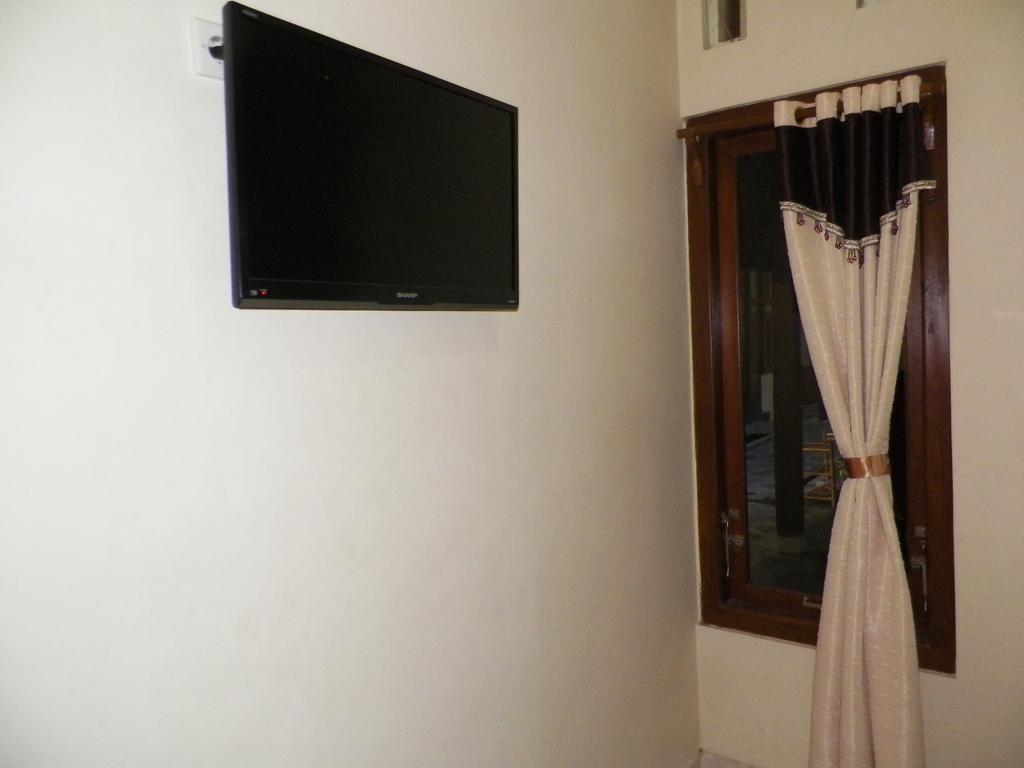 Ndalem Timoho Hotel Yogyakarta Exterior photo