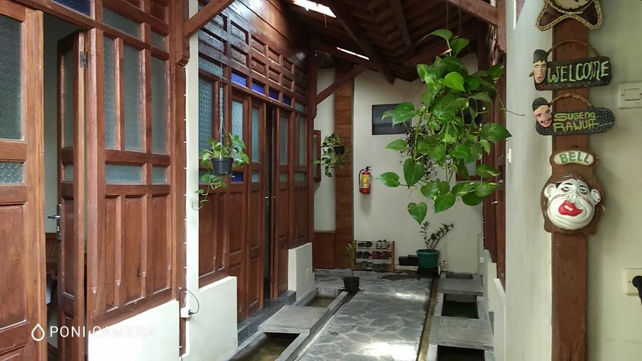 Ndalem Timoho Hotel Yogyakarta Exterior photo