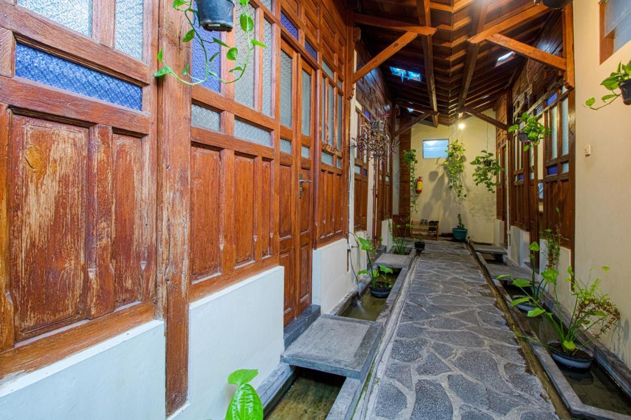 Ndalem Timoho Hotel Yogyakarta Exterior photo
